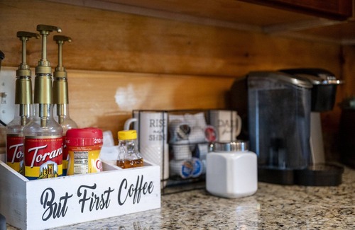Maggie Valley Cabin | Infrared Sauna Hot Tub Child and Pet Friendly