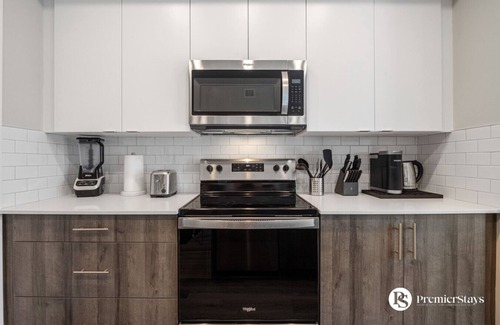 Inglewood Apartment | Inglewood Condo 2BR/2BA Trendy & Walkable #36