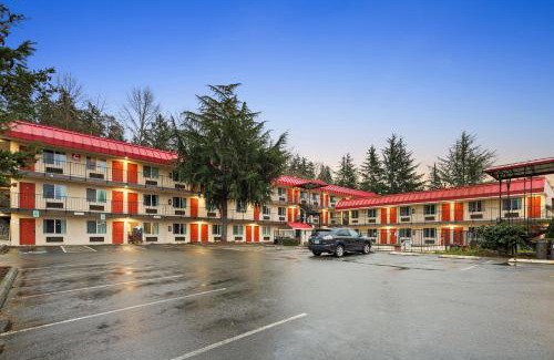 Renton Hotel | Inn at Lake Washington By OYO I-405