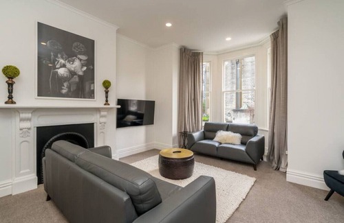 Dunedin City Centre Apartment | Inner City Executive Living on Stuart Street