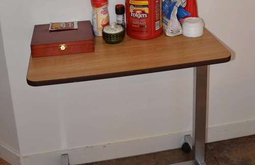 Banff Trail House | Inner city NW, Steps to university , Minutes to Hospital, SAIT, Downtown