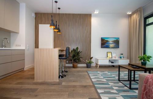 Grzegorzki Apartment | InPoint 2-rooms Apartment with bath, balcony, parking and City View - Wawel Castle