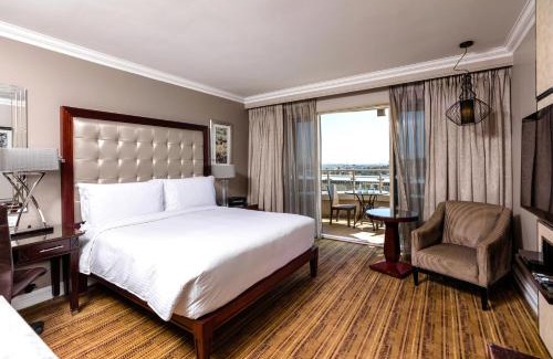 O.R. Tambo Hotel | InterContinental Johannesburg OR Tambo Airport Hotel by IHG