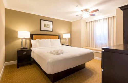 Carlsbad Village Resort | Internal > 000-CAR-CAR-2BD