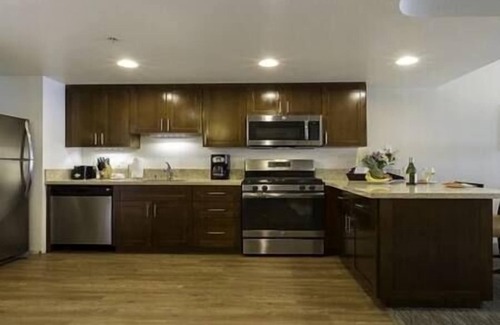 Carlsbad Resort | Internal > 000-CAR-IND-SEA-2BD