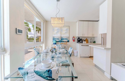 Pompano Beach Condo | Intracoastal Retreat, Heated Pool, Walk to Beach