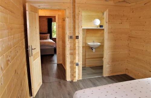 Ashton Under Hill House | Inviting 3-Bedroom Lodge in Ashton Under Hill