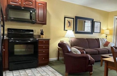 Francestown House | Inviting Condo w Fire Place & Hot Tub