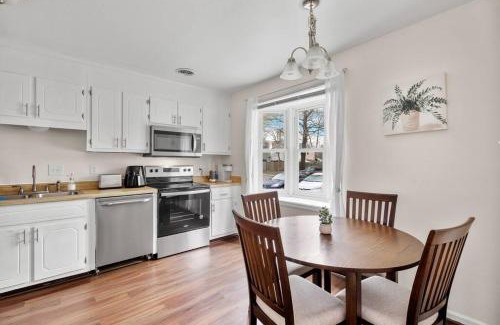 Hopewell Apartment | Inviting Retreat Spacious 2 BR 1 and a Half Bath Townhouse