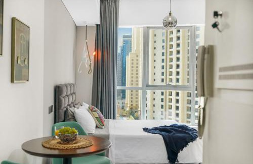 Dubai Marina Apartment | Iolanda Home