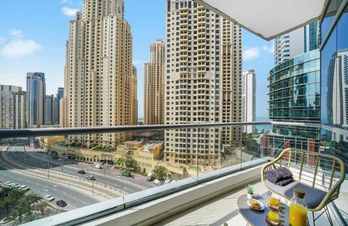 Dubai Marina Apartment | Iolanda Home
