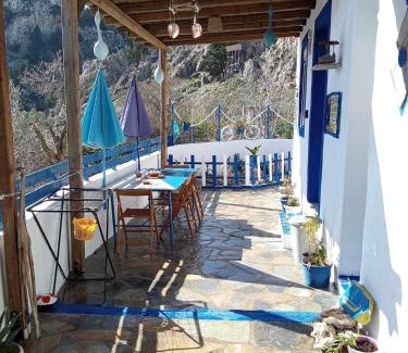 Archangelos House | Ioli's Apartments