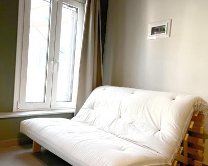 Lesvos Apartment | Iriki Loft, ένας ατμοσφαιρικός ρετρό χώρος στην Ερμού