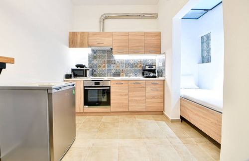 Ilisia Apartment | Iris boutique bnb aprt, 3 guests in Central Athens next to Concert Hall
