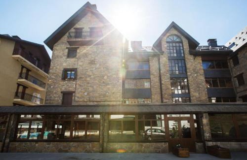 Formigal Apartment | Iron ✿ ❀ ✿ WiFi, 2 dormitorios y 2 baños