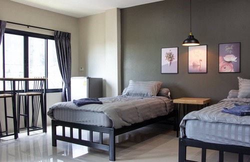 Ratchaburi Hotel | Is Am Are Stay Boutique