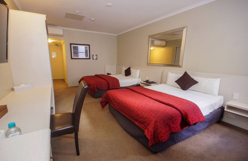 Mount Isa City Hotel | Isa Hotel