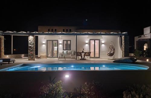 Naxos Town Villa | Isalos Villas with private pool, sleeps 4