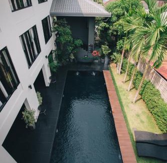Wua Lai Hotel | iSilver Hotel
