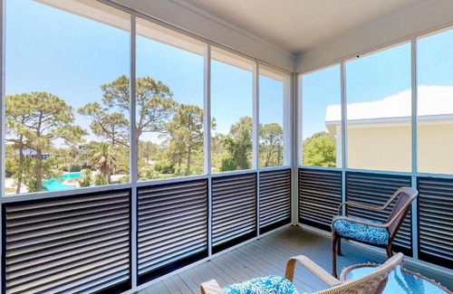 East End House | Isla Callada