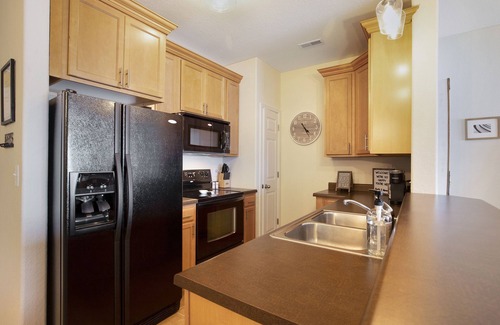 Rocky Mount Condo | Isla Del Sol Lake Escape! 12x32 Boat slip available!