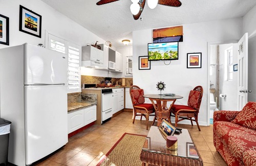 Tavernier Apartment | Island Bay Resort