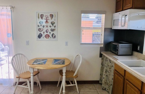 New Smyrna Beach Cottage | Island Beach Cottage! 150 Steps To The Beach!