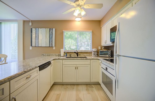 Sanibel Condo | Island Beach Club #220C is a 2/2 Sanibel Island vacation rental condo!