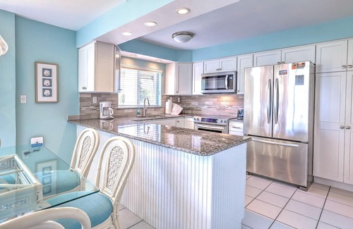 Sanibel Condo | Island Beach Club #P4B is a stunning 2/2 Sanibel vacation rental property.