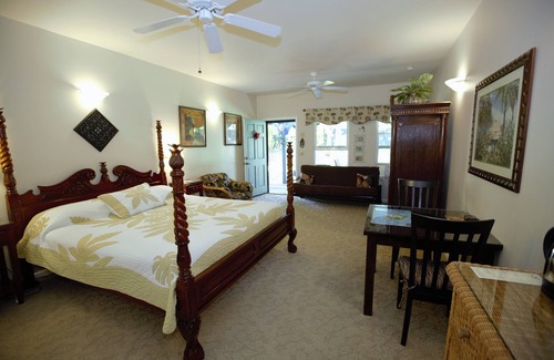 Papaikou Hotel | Island Goode's - Luxury Adults Only Accommodation