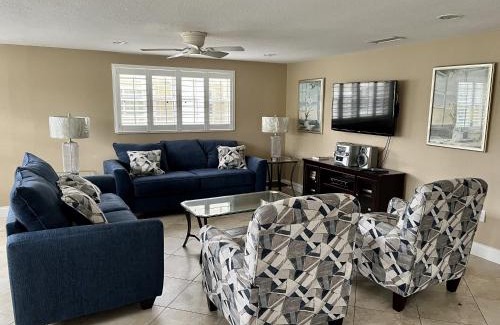 Siesta Key Villa | Island House Beach Resort V6 villa