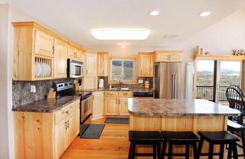 Island Park Cabin | Island Park Home - Lake View - Near Yellowstone