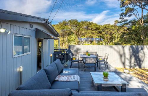 Ostend House | Island Sanctuary - Waiheke Holiday Home