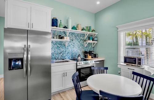 Holmes Beach Villa | Island West Villa! Pool, BBQ, and Walk to Beach!