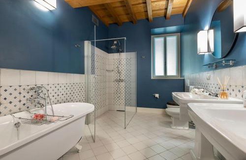 Carciano Apartment | Isola Bella Apartments Suite Ortensia