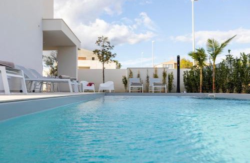 Grottelle Villa | ISULATRAVEL - Villa Nerissa