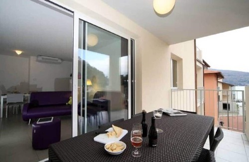 Maccagno Apartment | Italian Lakes 3 bedroom rental with pool