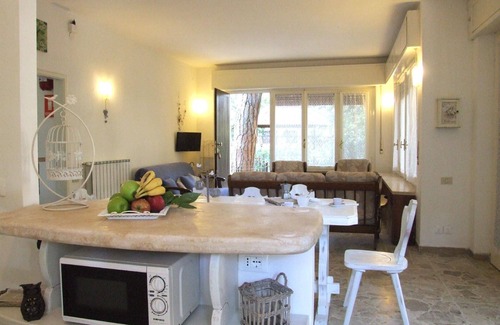 Marina di Castagneto Carducci Apartment | Holiday apartment Marina di Castagneto Donoratico for 1 - 8 persons with 3 bedrooms - Holiday apartm