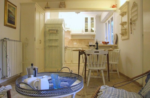 Marina di Castagneto Carducci Apartment | Holiday apartment Marina di Castagneto Donoratico for 1 - 4 persons with 1 bedroom - Holiday apartme