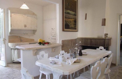 Marina di Castagneto Carducci Apartment | holiday flat 'Azalea' with terrace