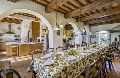 San Casciano in Val di Pesa House | 500 m² House ∙ 9 bedrooms ∙ 18 guests