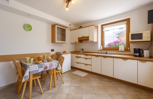 San Rocco Apartment | Italia 1 Ski in- Ski out 50m, Livigno, Italy