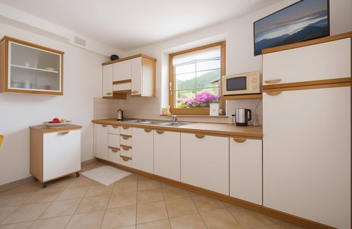 San Rocco Apartment | Italia 1 Ski in- Ski out 50m, Livigno, Italy