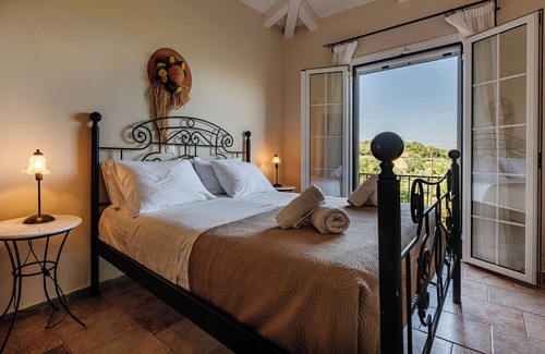 Alonia Other | IVISKOS | ILYESSA COTTAGES