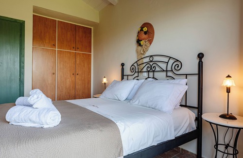 Alonia Other | IVISKOS | ILYESSA COTTAGES