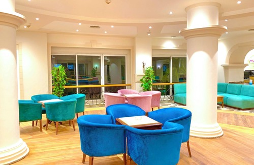 Ras Nasrani Hotel | Ivy Cyrene Island Aqua Park Resort