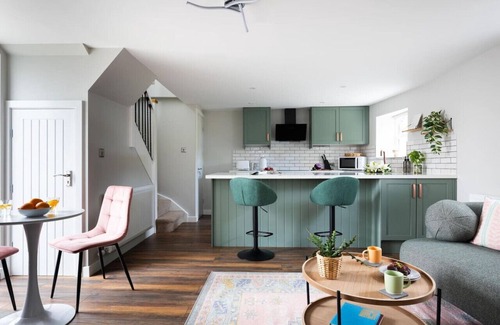 Scalby House | Ivy Mews - Converted Barn in Popular Village