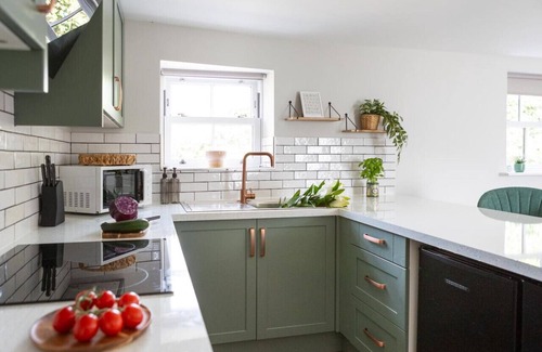 Scalby House | Ivy Mews - Converted Barn in Popular Village