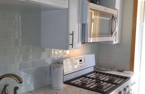 Gambier House | Ivy's Mays Beach House Featured on Staycation TV Season 3 📺