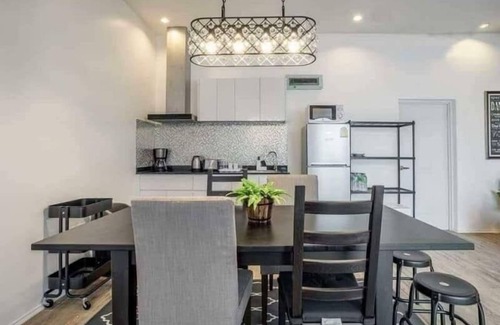 Hin Lek Fai Villa | J Pool Villa Huahin